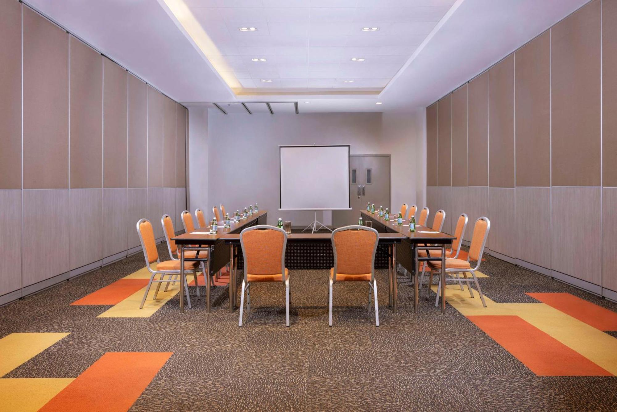 Park Inn By Radisson Iloilo エクステリア 写真