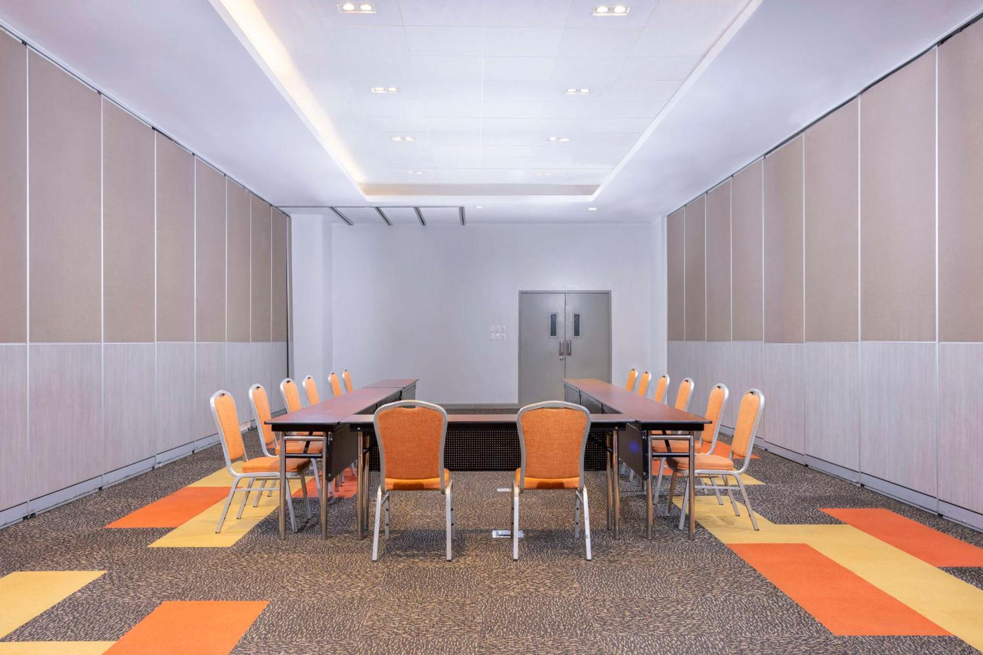 Park Inn By Radisson Iloilo エクステリア 写真